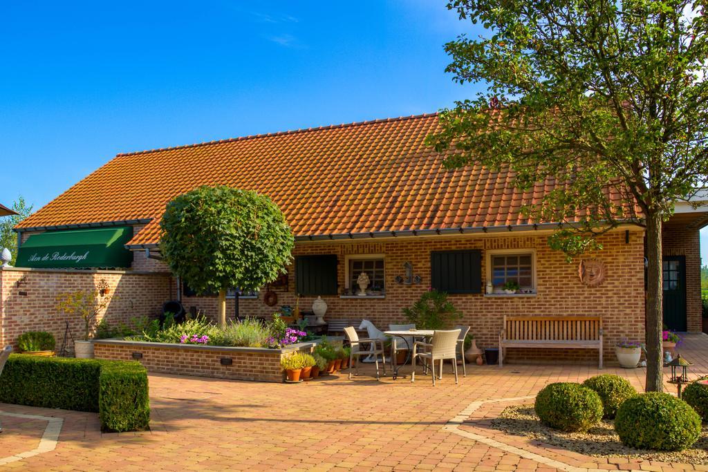 Vakantiehuis Aen De Roderburgh Maaseik Esterno foto